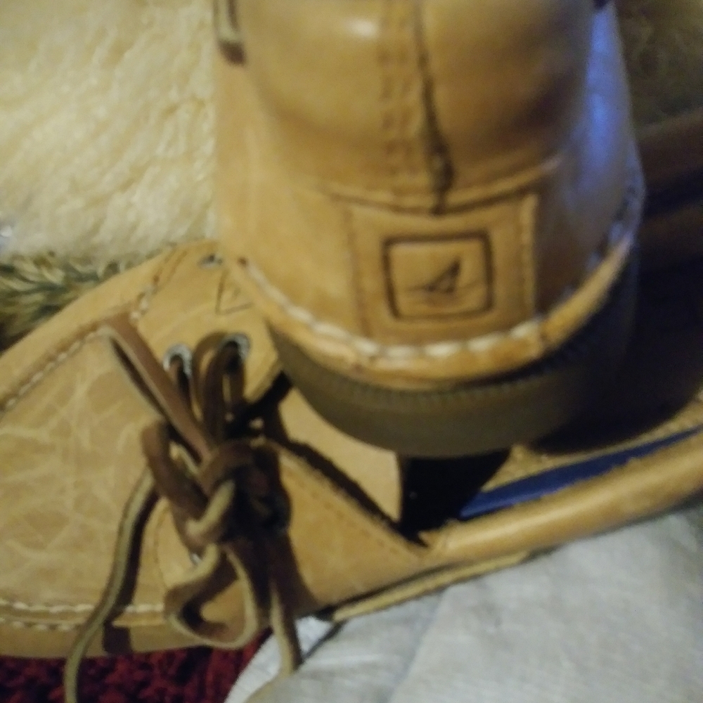 Shoes - Picture 3 of 5